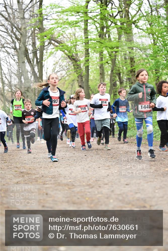 13.04.2025 - Hammer Lauf Dr. Thomas Lammeyer http://msf.ph/oto/7630661 13.04.2025 09:24:18 Laufen 1311, 10, 893, 78, 18, 15, 814, 1773, 1445 meine-sportfotos.de