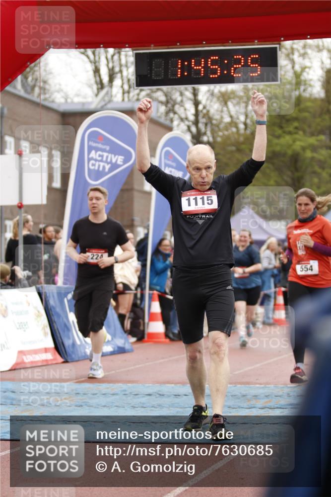 13.04.2025 - Hammer Lauf A. Gomolzig http://msf.ph/oto/7630685 13.04.2025 12:45:24 Ziel 10, 224, 303, 554, 1115, 1152, 1156 meine-sportfotos.de