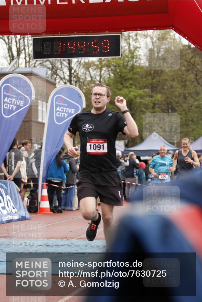 13.04.2025 - Hammer Lauf A. Gomolzig http://msf.ph/oto/7630725 13.04.2025 12:44:57 Ziel 206, 257, 277, 592, 757, 817, 818, 948, 1091, 1287, 1605 meine-sportfotos.de