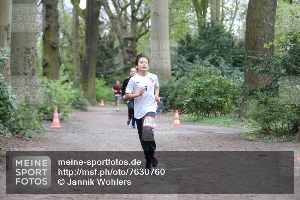 13.04.2025 - Hammer Lauf Jannik Wohlers http://msf.ph/oto/7630760 13.04.2025 12:39:30 Laufen 1741 meine-sportfotos.de