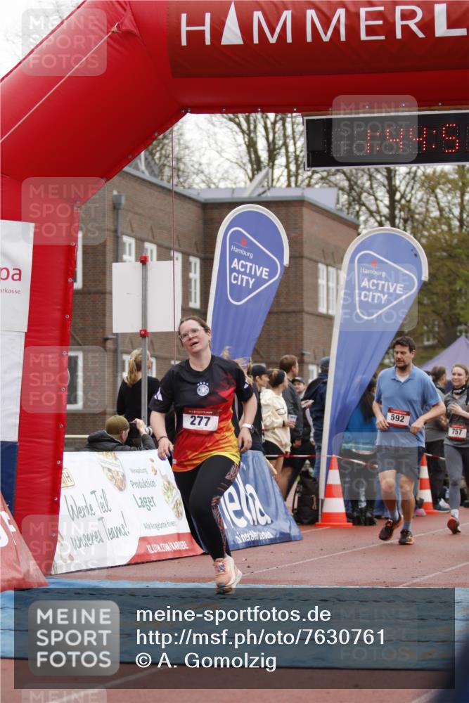13.04.2025 - Hammer Lauf A. Gomolzig http://msf.ph/oto/7630761 13.04.2025 12:44:52 Ziel 257, 277, 592, 757, 817, 818, 948, 1091 meine-sportfotos.de