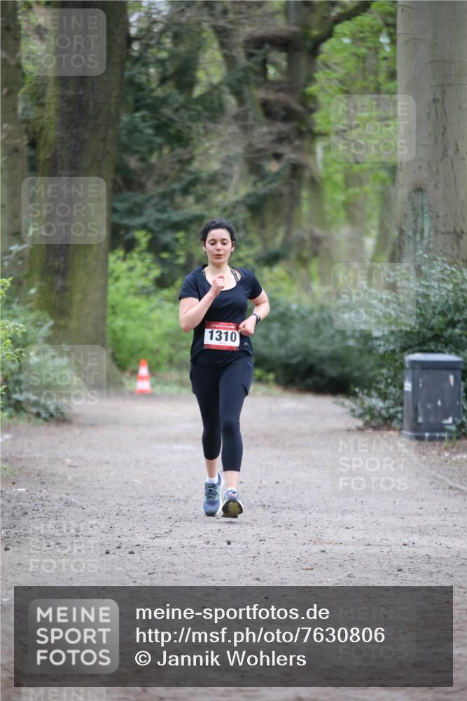 13.04.2025 - Hammer Lauf Jannik Wohlers http://msf.ph/oto/7630806 13.04.2025 13:07:01 Laufen 1310 meine-sportfotos.de