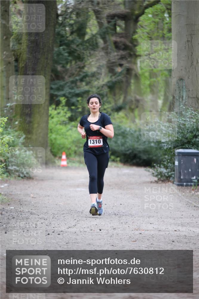 13.04.2025 - Hammer Lauf Jannik Wohlers http://msf.ph/oto/7630812 13.04.2025 13:07:00 Laufen 1310 meine-sportfotos.de