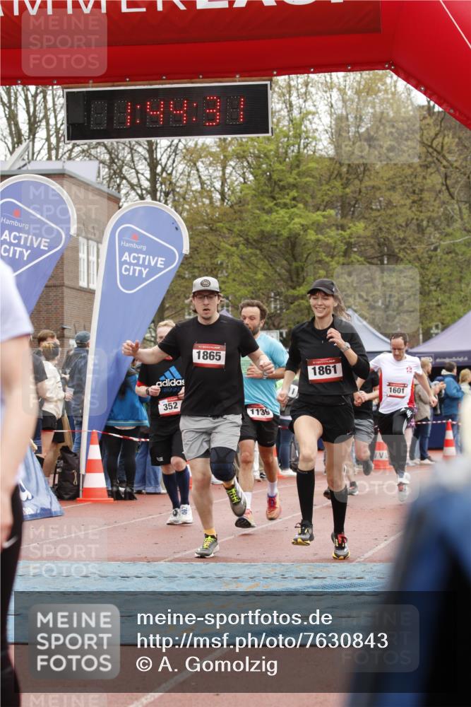 13.04.2025 - Hammer Lauf A. Gomolzig http://msf.ph/oto/7630843 13.04.2025 12:44:29 Ziel 276, 730, 974, 1033, 1139, 1587, 1601, 1861, 1865 meine-sportfotos.de
