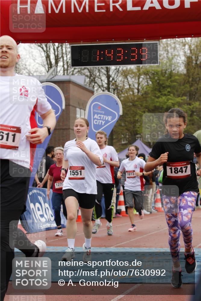 13.04.2025 - Hammer Lauf A. Gomolzig http://msf.ph/oto/7630992 13.04.2025 12:43:38 Ziel 863, 958, 1272, 1551, 1576, 1578, 1611, 1612, 1613, 1847, 1866, 1868, 1883, 1935, 1995 meine-sportfotos.de