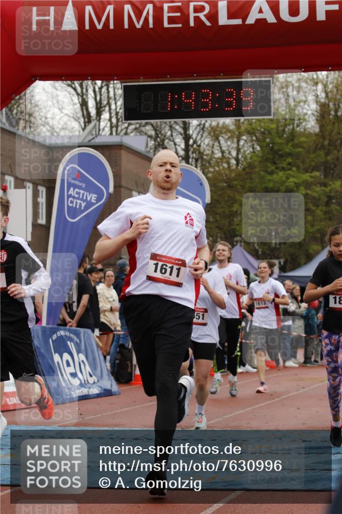 13.04.2025 - Hammer Lauf A. Gomolzig http://msf.ph/oto/7630996 13.04.2025 12:43:37 Ziel 863, 958, 1272, 1551, 1576, 1578, 1611, 1612, 1613, 1847, 1866, 1868, 1883, 1935, 1995 meine-sportfotos.de