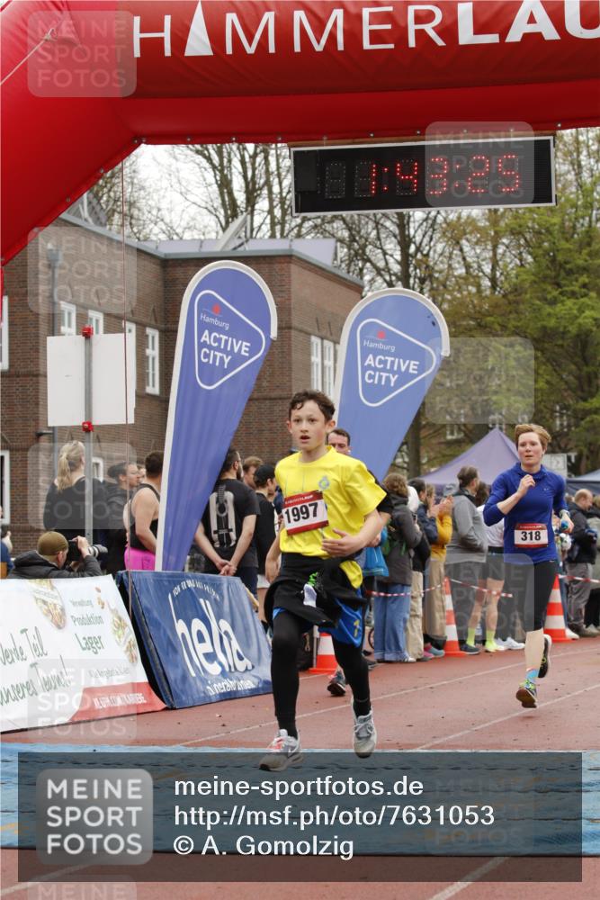 13.04.2025 - Hammer Lauf A. Gomolzig http://msf.ph/oto/7631053 13.04.2025 12:43:23 Ziel 101, 318, 1997 meine-sportfotos.de