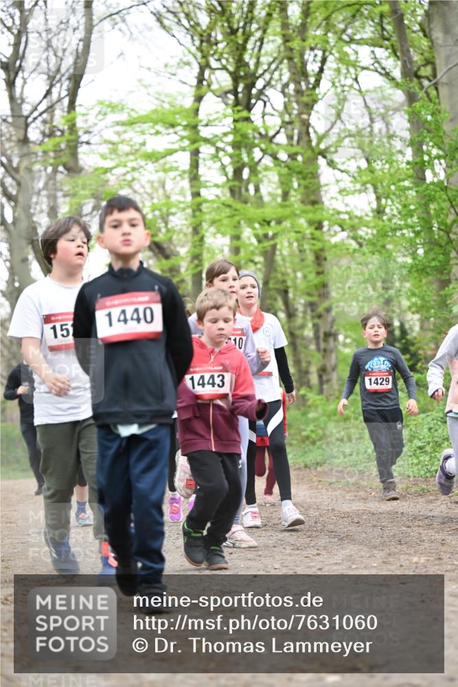 13.04.2025 - Hammer Lauf Dr. Thomas Lammeyer http://msf.ph/oto/7631060 13.04.2025 09:24:32 Laufen 15, 1440, 1443, 10, 1429 meine-sportfotos.de