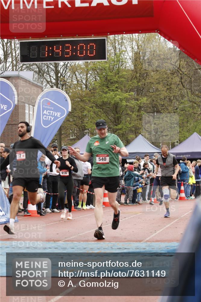 13.04.2025 - Hammer Lauf A. Gomolzig http://msf.ph/oto/7631149 13.04.2025 12:42:59 Ziel 17, 203, 476, 540, 916, 1078, 1207, 1369, 1984 meine-sportfotos.de