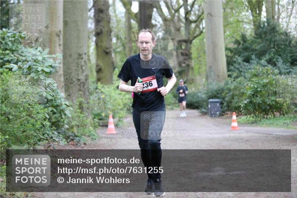 13.04.2025 - Hammer Lauf Jannik Wohlers http://msf.ph/oto/7631255 13.04.2025 12:38:27 Laufen 236 meine-sportfotos.de