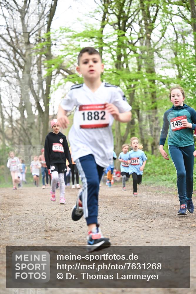 13.04.2025 - Hammer Lauf Dr. Thomas Lammeyer http://msf.ph/oto/7631268 13.04.2025 09:24:40 Laufen 1882, 1518, 1241, 145 meine-sportfotos.de