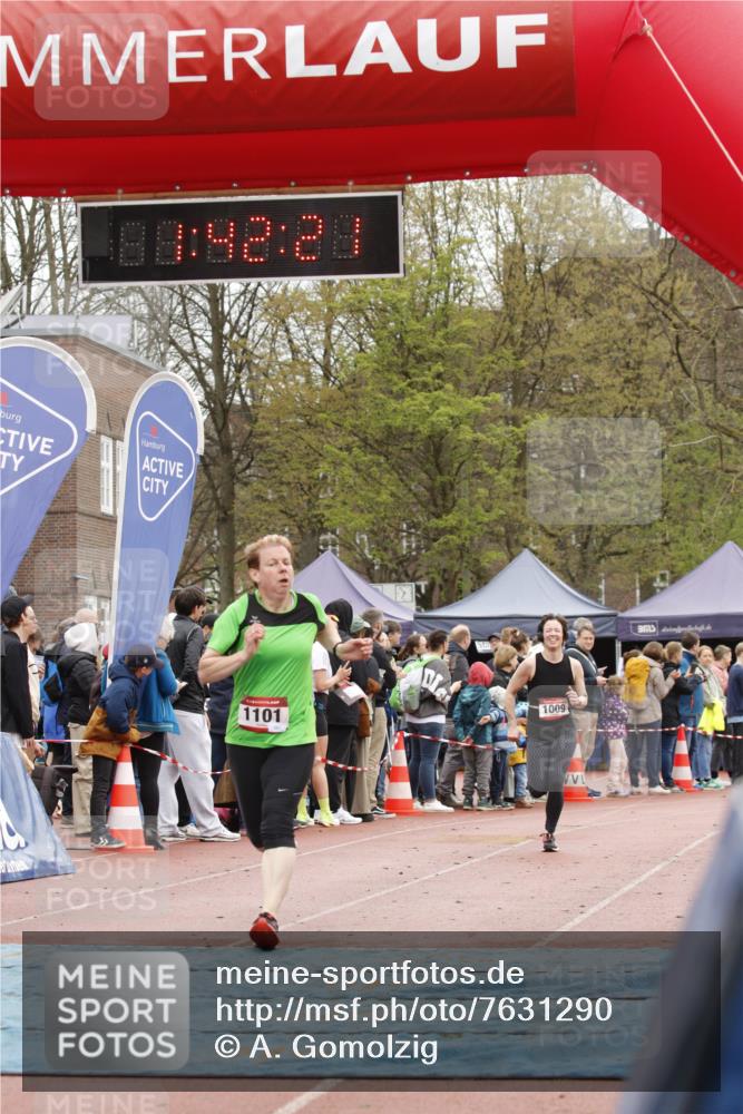 13.04.2025 - Hammer Lauf A. Gomolzig http://msf.ph/oto/7631290 13.04.2025 12:42:19 Ziel 1009, 1101, 1800 meine-sportfotos.de