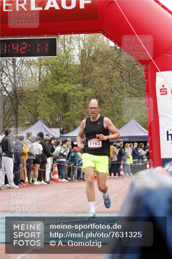 13.04.2025 - Hammer Lauf A. Gomolzig http://msf.ph/oto/7631325 13.04.2025 12:42:09 Ziel 1092, 1163, 1597 meine-sportfotos.de