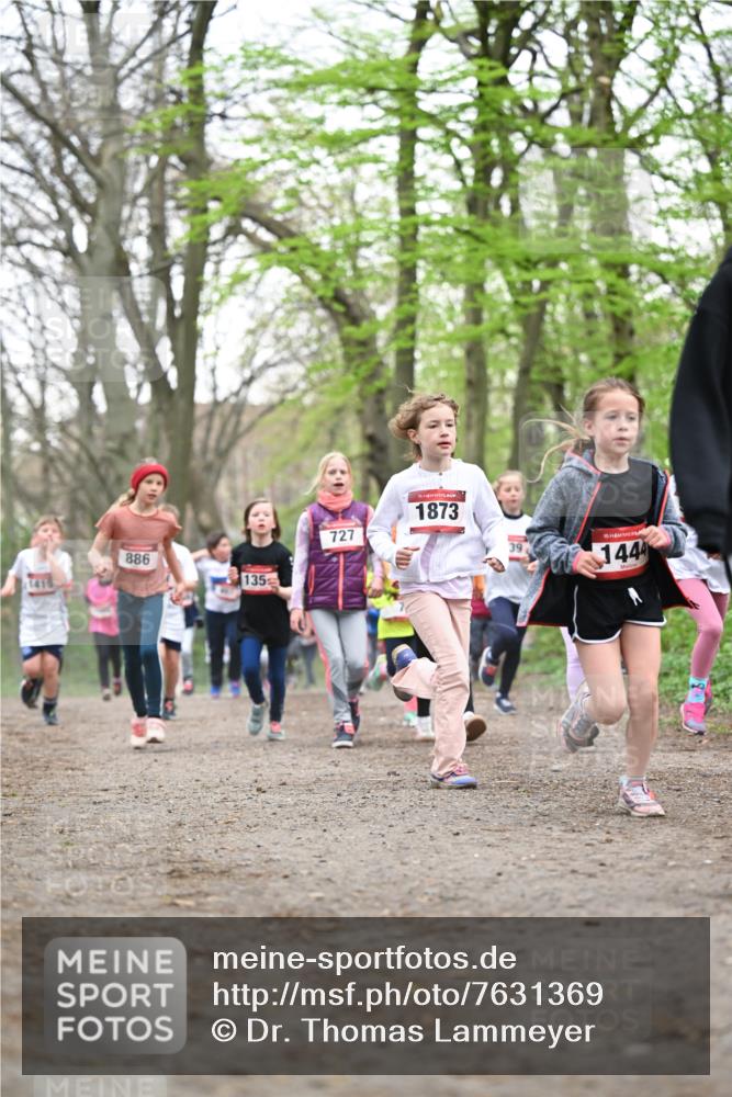 13.04.2025 - Hammer Lauf Dr. Thomas Lammeyer http://msf.ph/oto/7631369 13.04.2025 09:24:44 Laufen 886, 135, 727, 15, 1873, 39, 144 meine-sportfotos.de