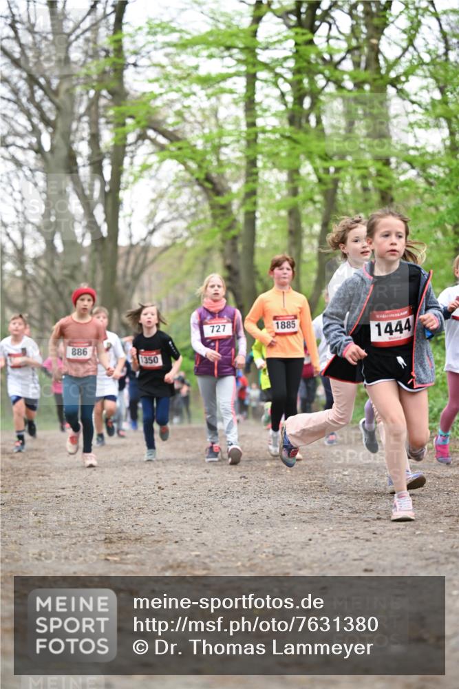 13.04.2025 - Hammer Lauf Dr. Thomas Lammeyer http://msf.ph/oto/7631380 13.04.2025 09:24:44 Laufen 886, 1350, 727, 1885, 1444 meine-sportfotos.de