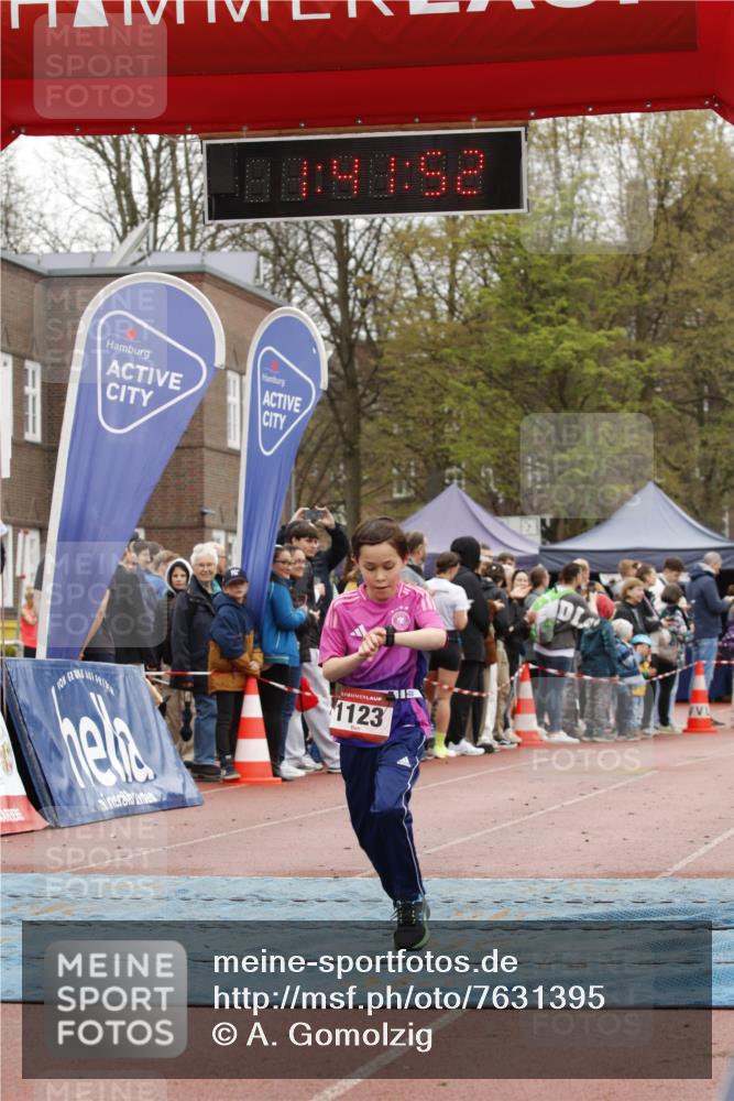 13.04.2025 - Hammer Lauf A. Gomolzig http://msf.ph/oto/7631395 13.04.2025 12:41:51 Ziel 2, 557, 1123, 1458, 1741, 1939 meine-sportfotos.de