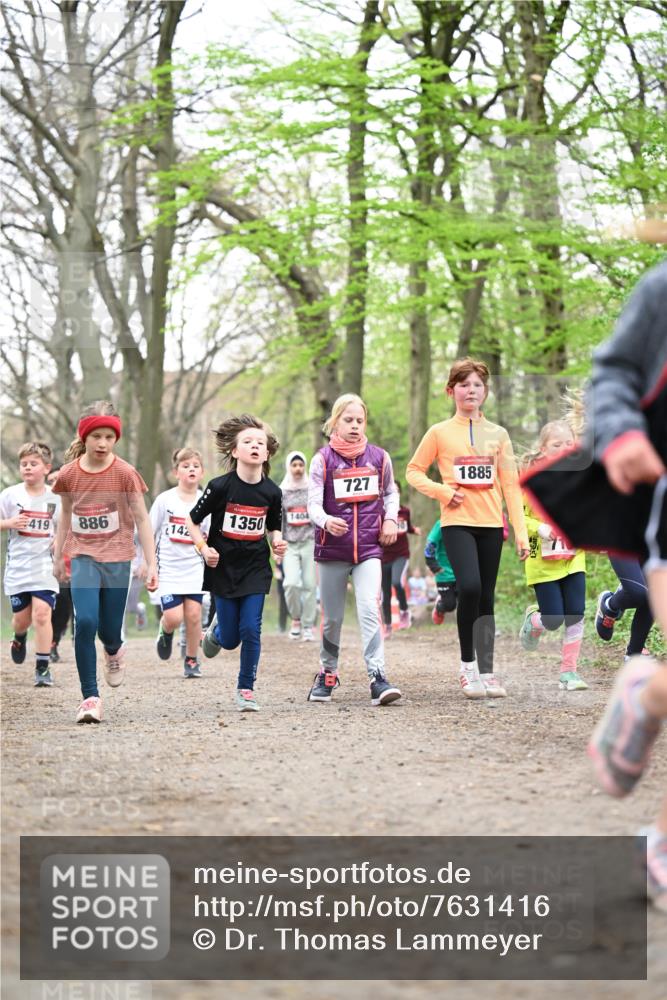 13.04.2025 - Hammer Lauf Dr. Thomas Lammeyer http://msf.ph/oto/7631416 13.04.2025 09:24:45 Laufen 419, 886, 142, 1350, 1404, 727, 1885 meine-sportfotos.de