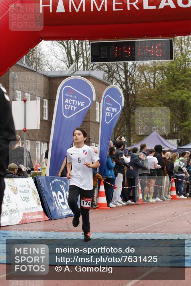 13.04.2025 - Hammer Lauf A. Gomolzig http://msf.ph/oto/7631425 13.04.2025 12:41:44 Ziel 557, 622, 690, 1458, 1741, 1939 meine-sportfotos.de