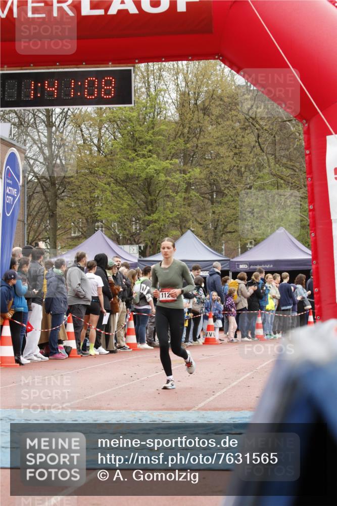 13.04.2025 - Hammer Lauf A. Gomolzig http://msf.ph/oto/7631565 13.04.2025 12:41:06 Ziel 1125 meine-sportfotos.de