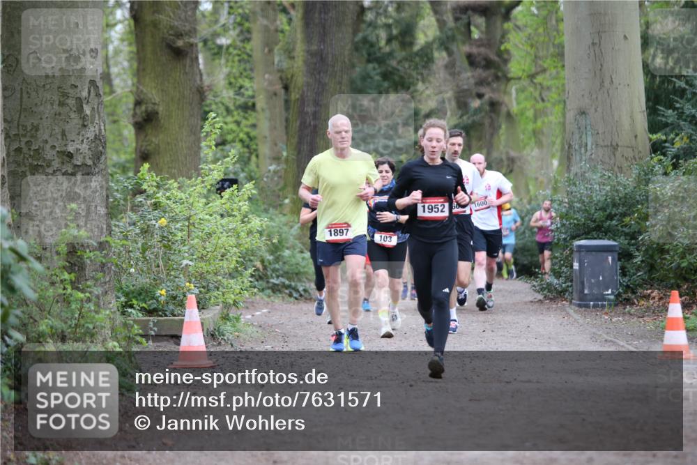 13.04.2025 - Hammer Lauf Jannik Wohlers http://msf.ph/oto/7631571 13.04.2025 12:37:46 Laufen 1897, 103, 1952, 60, 1600 meine-sportfotos.de