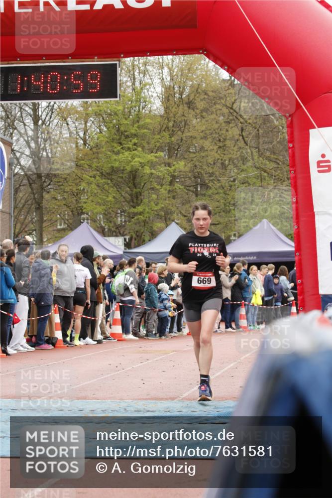 13.04.2025 - Hammer Lauf A. Gomolzig http://msf.ph/oto/7631581 13.04.2025 12:40:58 Ziel 669, 947, 1875 meine-sportfotos.de