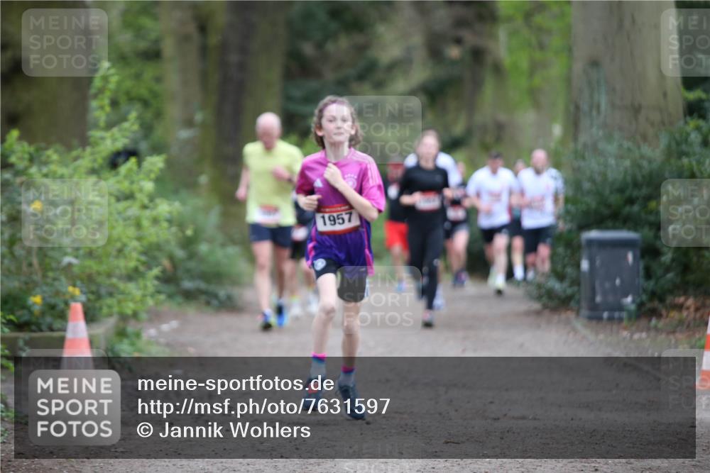 13.04.2025 - Hammer Lauf Jannik Wohlers http://msf.ph/oto/7631597 13.04.2025 12:37:42 Laufen 1957 meine-sportfotos.de