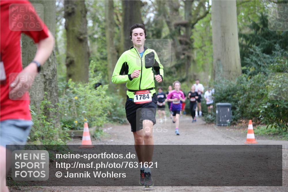 13.04.2025 - Hammer Lauf Jannik Wohlers http://msf.ph/oto/7631621 13.04.2025 12:37:39 Laufen 1784 meine-sportfotos.de