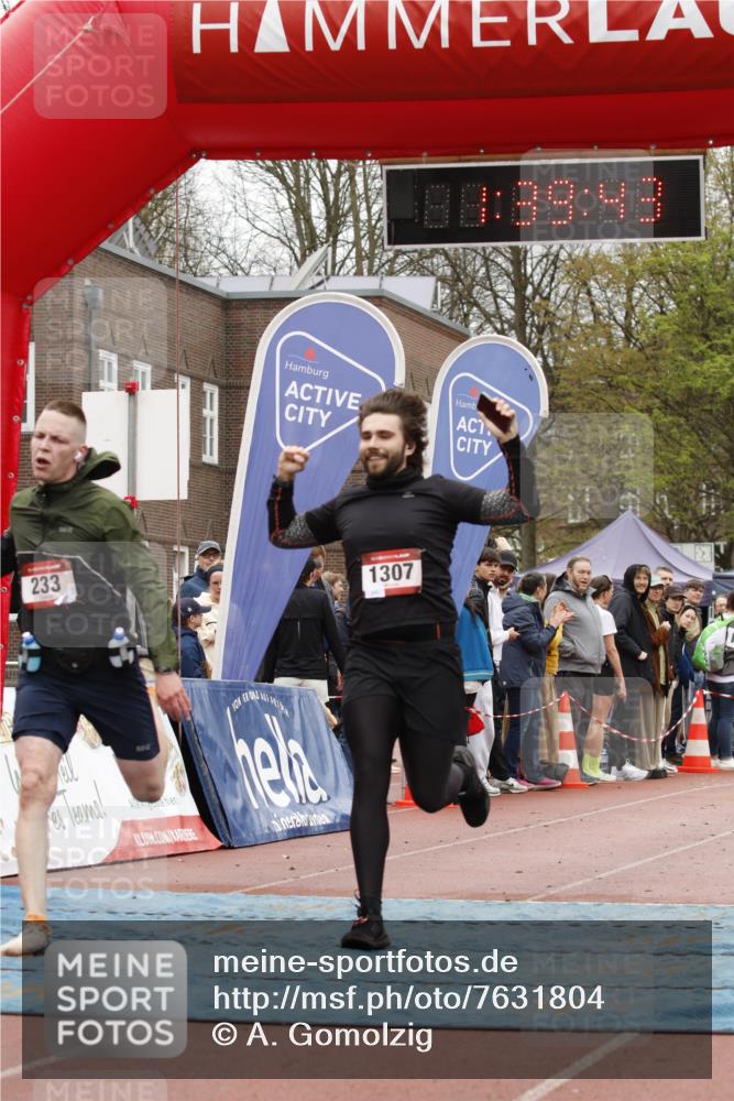 13.04.2025 - Hammer Lauf A. Gomolzig http://msf.ph/oto/7631804 13.04.2025 12:39:42 Ziel 8, 233, 1307 meine-sportfotos.de