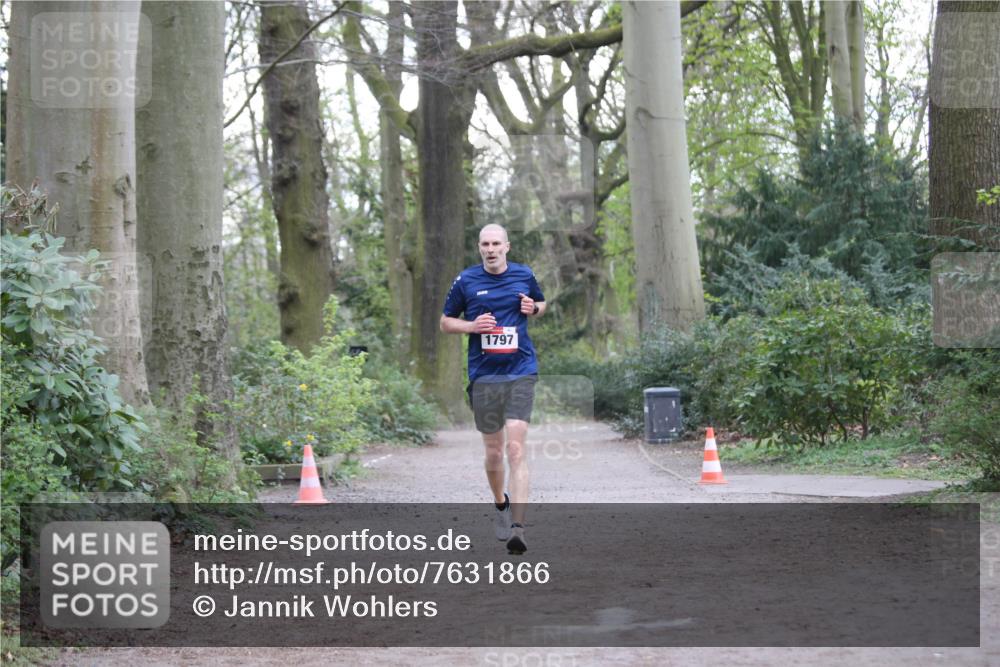 13.04.2025 - Hammer Lauf Jannik Wohlers http://msf.ph/oto/7631866 13.04.2025 10:28:47 Laufen 1797 meine-sportfotos.de