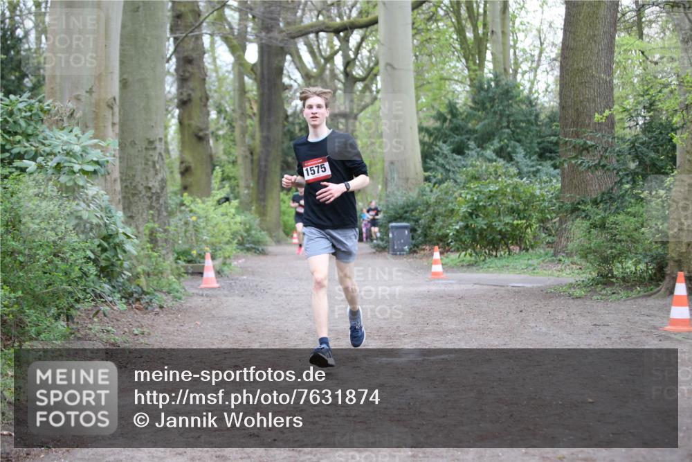 13.04.2025 - Hammer Lauf Jannik Wohlers http://msf.ph/oto/7631874 13.04.2025 12:37:02 Laufen 1575 meine-sportfotos.de