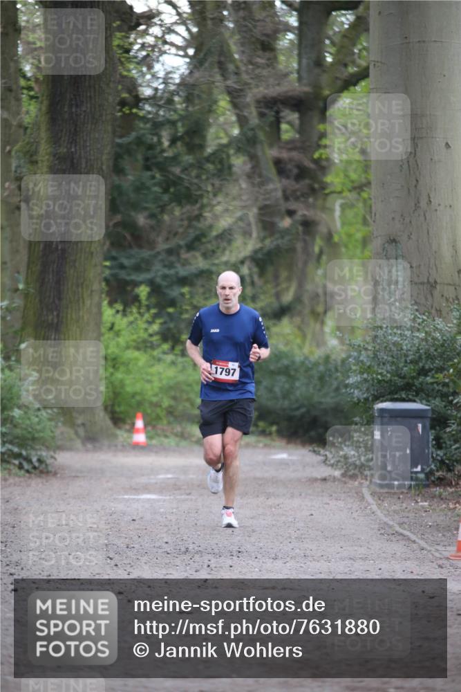 13.04.2025 - Hammer Lauf Jannik Wohlers http://msf.ph/oto/7631880 13.04.2025 10:28:43 Laufen 1797 meine-sportfotos.de