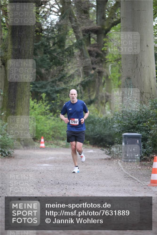 13.04.2025 - Hammer Lauf Jannik Wohlers http://msf.ph/oto/7631889 13.04.2025 10:28:43 Laufen 1797 meine-sportfotos.de