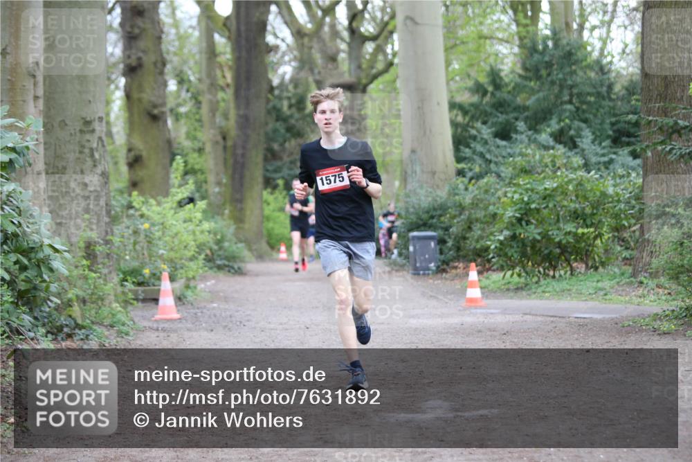 13.04.2025 - Hammer Lauf Jannik Wohlers http://msf.ph/oto/7631892 13.04.2025 12:37:02 Laufen 1575 meine-sportfotos.de