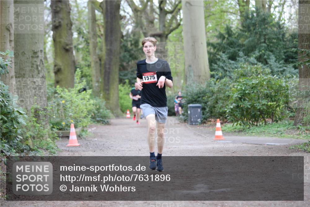 13.04.2025 - Hammer Lauf Jannik Wohlers http://msf.ph/oto/7631896 13.04.2025 12:37:01 Laufen 1575 meine-sportfotos.de