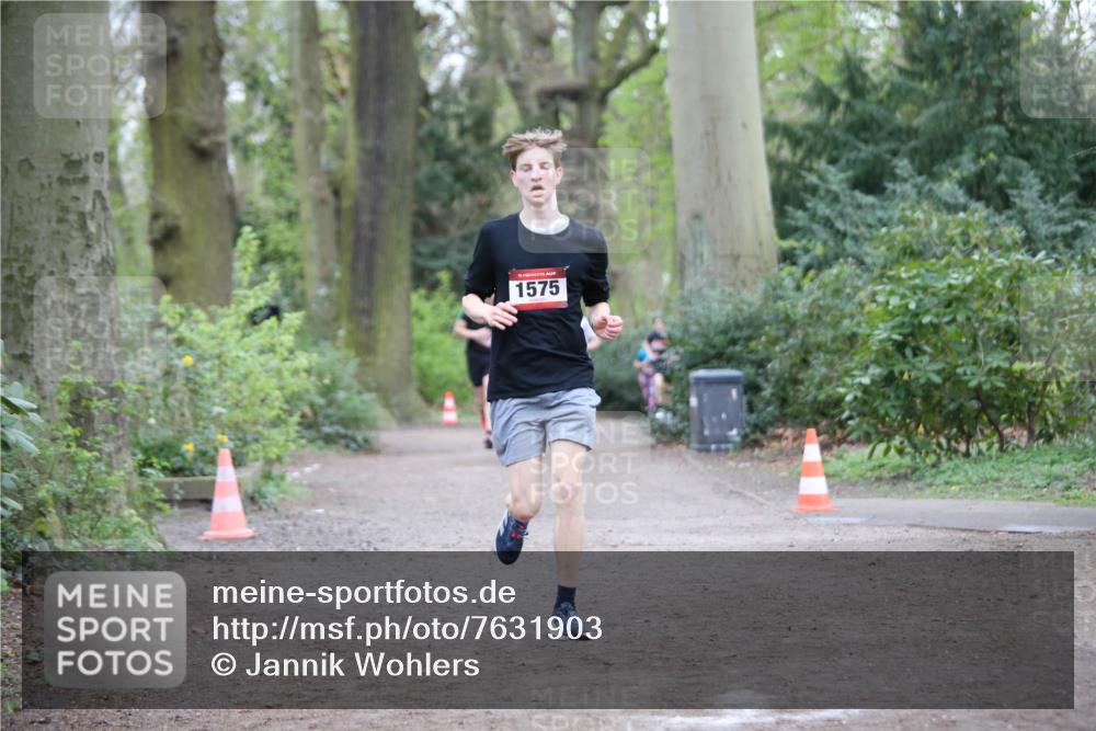 13.04.2025 - Hammer Lauf Jannik Wohlers http://msf.ph/oto/7631903 13.04.2025 12:37:01 Laufen 1575 meine-sportfotos.de