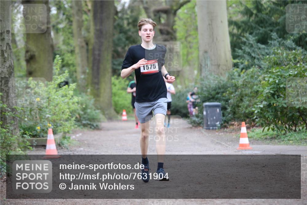 13.04.2025 - Hammer Lauf Jannik Wohlers http://msf.ph/oto/7631904 13.04.2025 12:37:01 Laufen 1575 meine-sportfotos.de