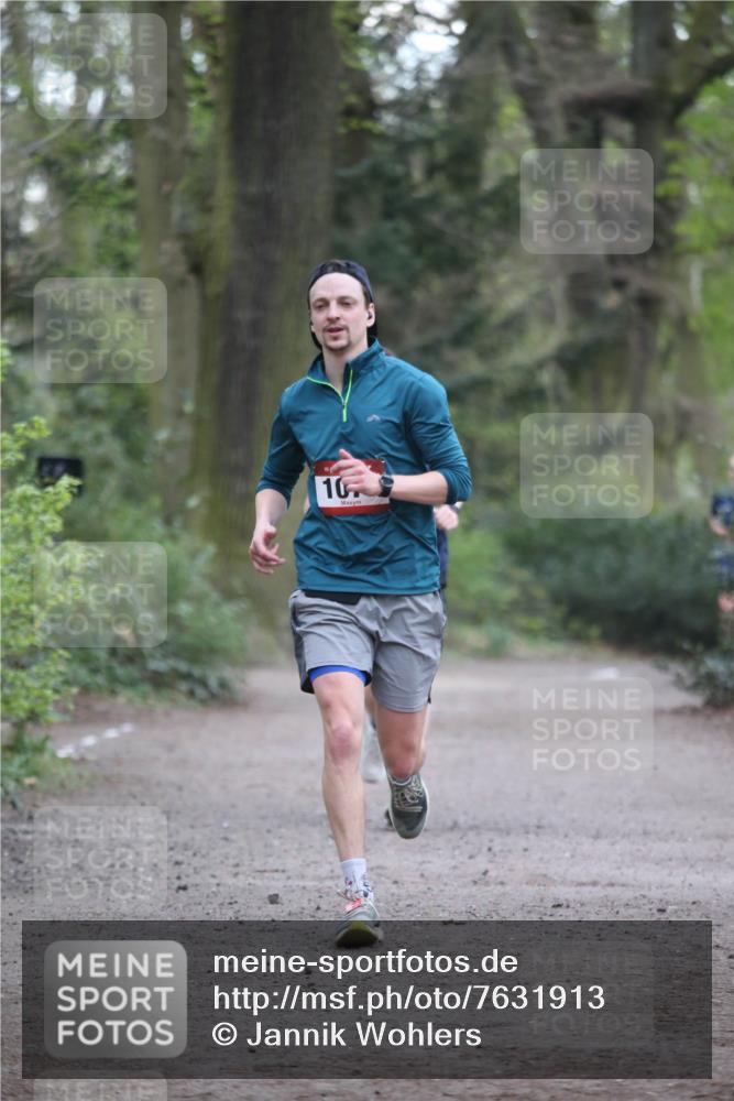 13.04.2025 - Hammer Lauf Jannik Wohlers http://msf.ph/oto/7631913 13.04.2025 10:28:37 Laufen 10 meine-sportfotos.de