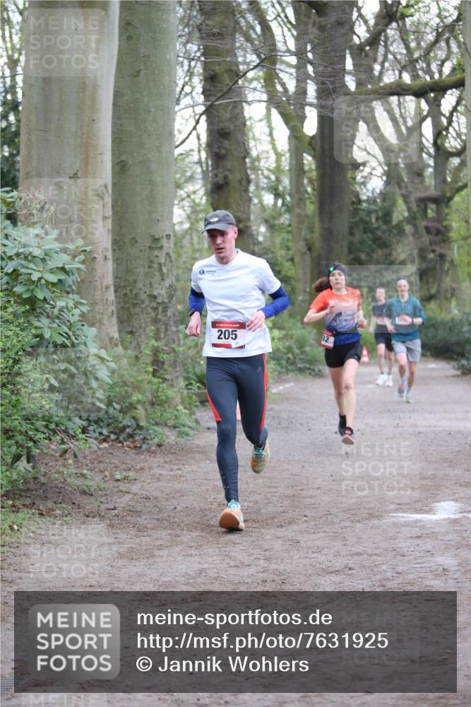 13.04.2025 - Hammer Lauf Jannik Wohlers http://msf.ph/oto/7631925 13.04.2025 10:28:35 Laufen 205, 32 meine-sportfotos.de