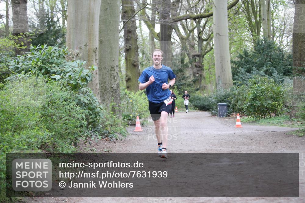 13.04.2025 - Hammer Lauf Jannik Wohlers http://msf.ph/oto/7631939 13.04.2025 12:58:15 Laufen 320 meine-sportfotos.de