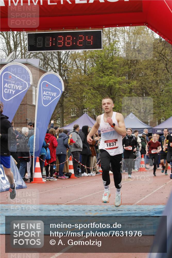 13.04.2025 - Hammer Lauf A. Gomolzig http://msf.ph/oto/7631976 13.04.2025 12:38:23 Ziel 380, 479, 1371, 1837, 1843, 1845 meine-sportfotos.de