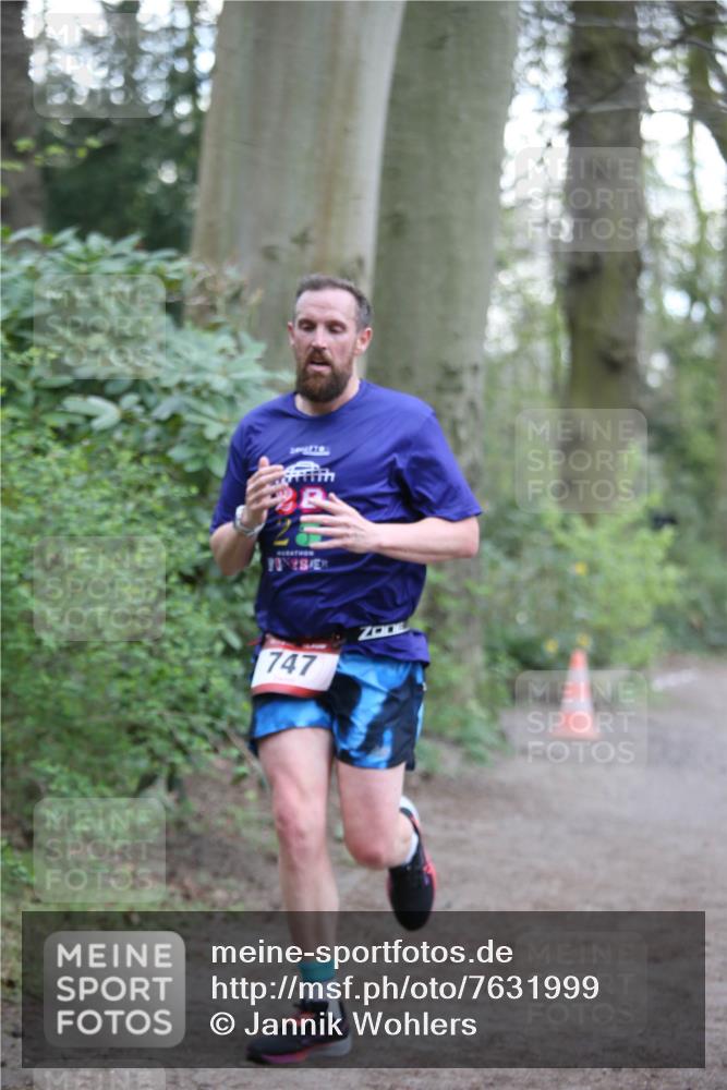 13.04.2025 - Hammer Lauf Jannik Wohlers http://msf.ph/oto/7631999 13.04.2025 10:28:11 Laufen 747 meine-sportfotos.de