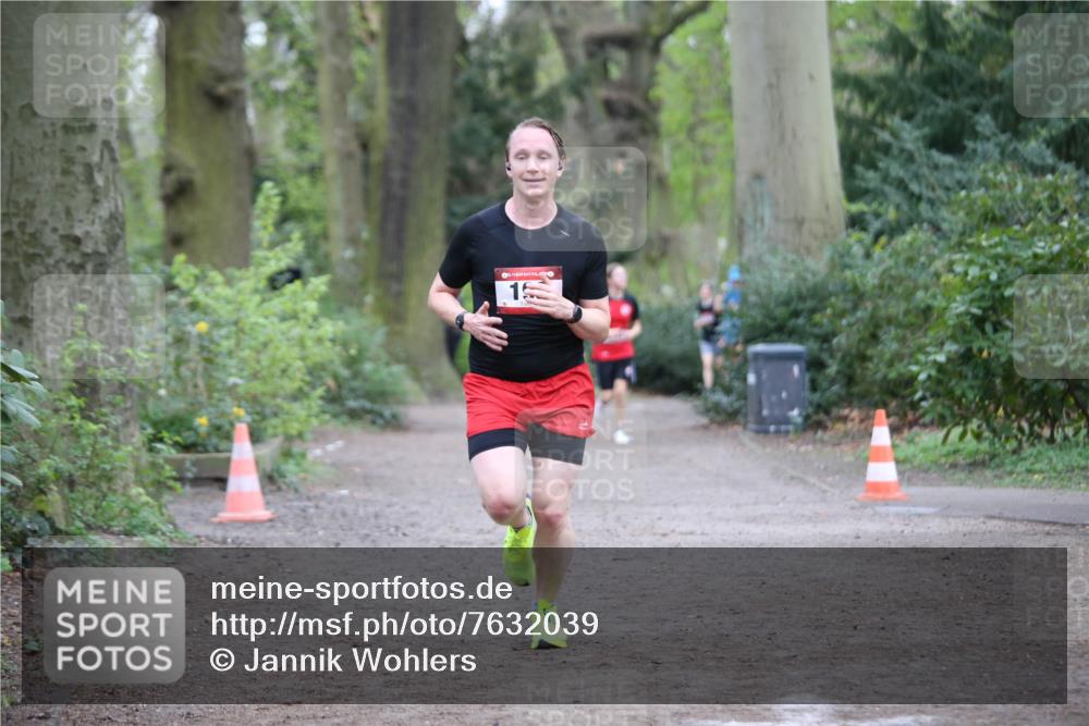 13.04.2025 - Hammer Lauf Jannik Wohlers http://msf.ph/oto/7632039 13.04.2025 12:36:47 Laufen 15 meine-sportfotos.de