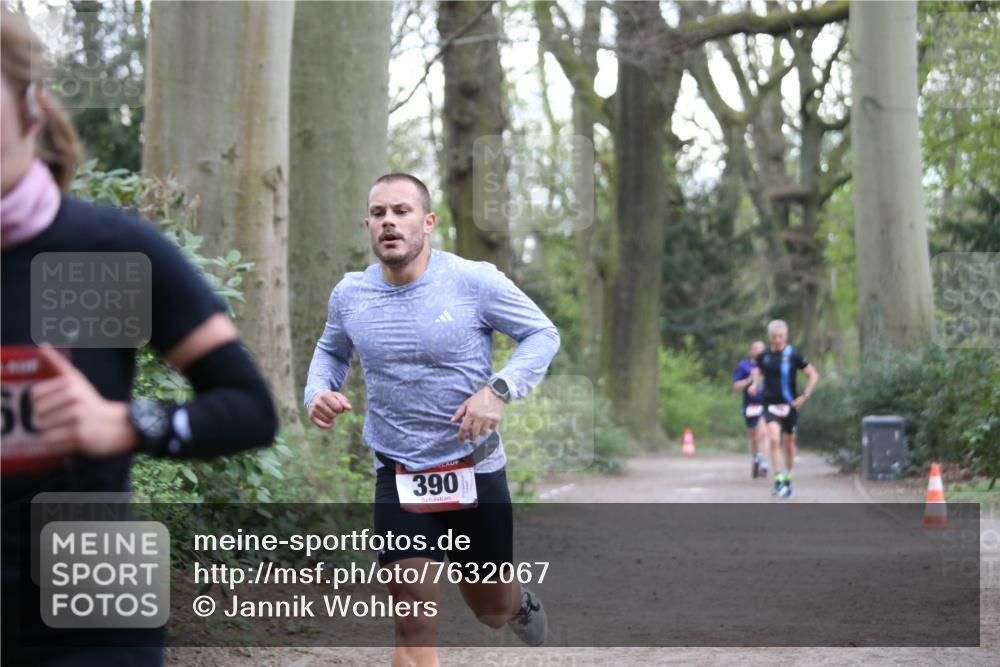 13.04.2025 - Hammer Lauf Jannik Wohlers http://msf.ph/oto/7632067 13.04.2025 10:28:04 Laufen 390 meine-sportfotos.de