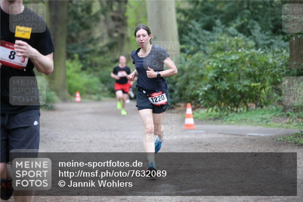 13.04.2025 - Hammer Lauf Jannik Wohlers http://msf.ph/oto/7632089 13.04.2025 12:36:42 Laufen 15, 8, 1220 meine-sportfotos.de