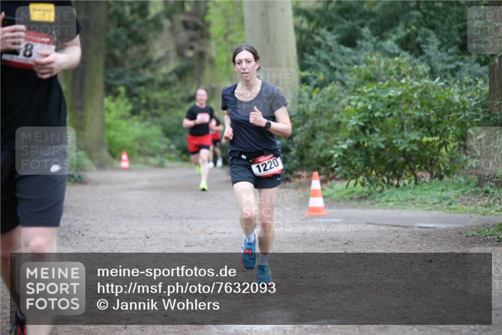 13.04.2025 - Hammer Lauf Jannik Wohlers http://msf.ph/oto/7632093 13.04.2025 12:36:42 Laufen 8, 15, 1220 meine-sportfotos.de