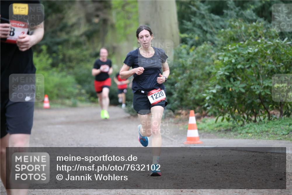 13.04.2025 - Hammer Lauf Jannik Wohlers http://msf.ph/oto/7632102 13.04.2025 12:36:41 Laufen 15, 1220 meine-sportfotos.de