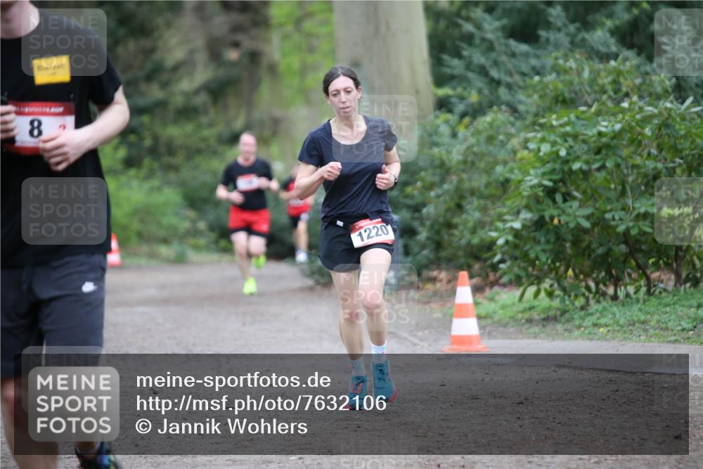 13.04.2025 - Hammer Lauf Jannik Wohlers http://msf.ph/oto/7632106 13.04.2025 12:36:41 Laufen 8, 1220 meine-sportfotos.de