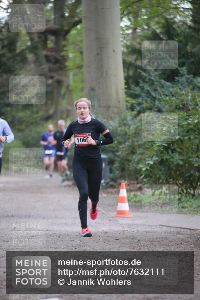 13.04.2025 - Hammer Lauf Jannik Wohlers http://msf.ph/oto/7632111 13.04.2025 10:28:00 Laufen 1060 meine-sportfotos.de