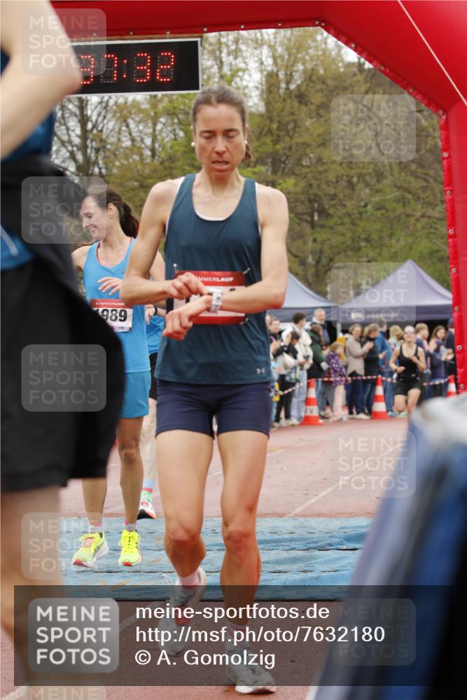 13.04.2025 - Hammer Lauf A. Gomolzig http://msf.ph/oto/7632180 13.04.2025 12:37:30 Ziel 221, 289, 1184, 1222, 1989 meine-sportfotos.de