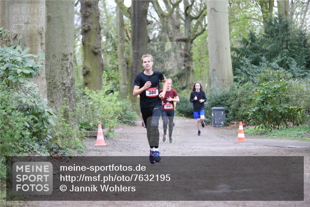 13.04.2025 - Hammer Lauf Jannik Wohlers http://msf.ph/oto/7632195 13.04.2025 12:36:29 Laufen 380, 1845 meine-sportfotos.de